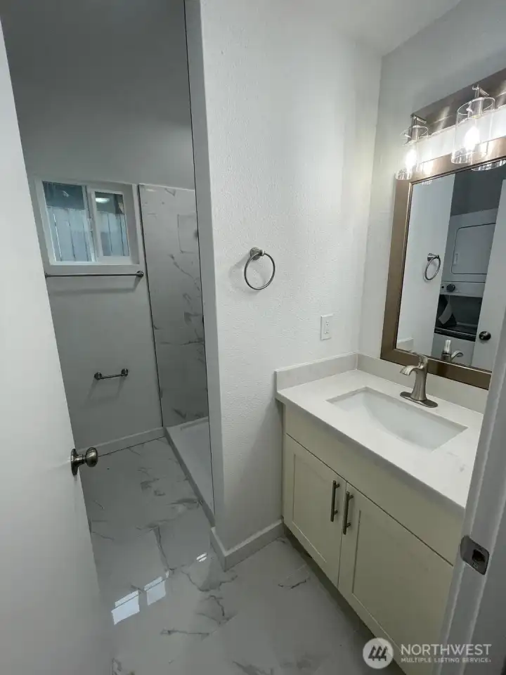 2 Bedroom Unit - Main Level