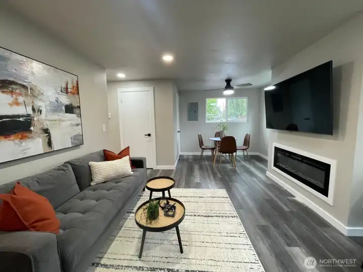 1 Bedroom Unit - Upstairs