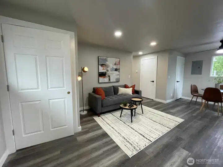 1 Bedroom Unit - Upstairs