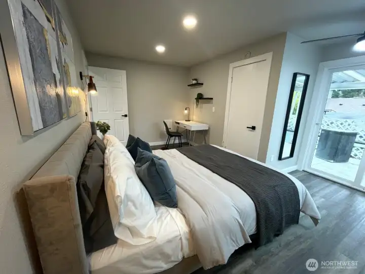 1 Bedroom Unit - Upstairs