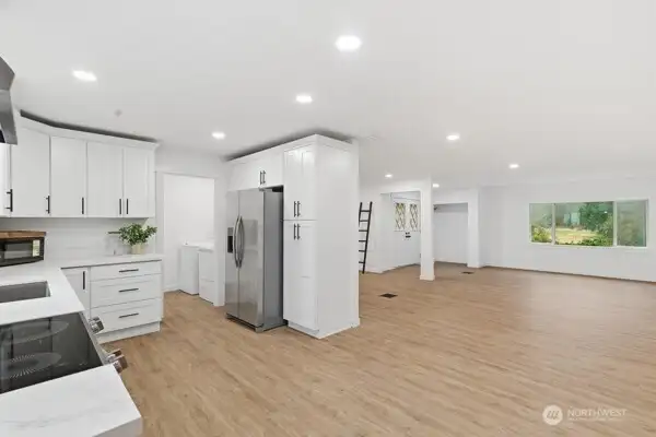 Kitchen/Living Room