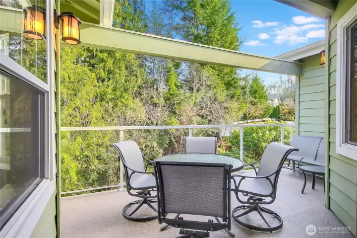 Enjoy your private deck just off the kitchen/nook