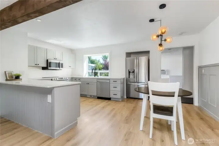 Kitchen/Dining Area
