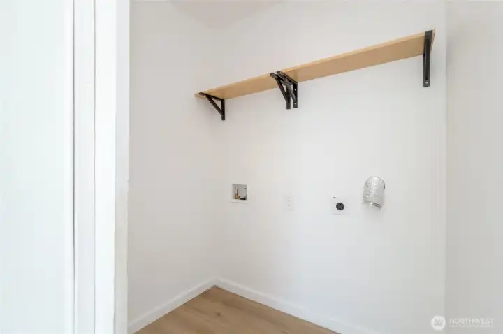 Washer/Dryer Closet
