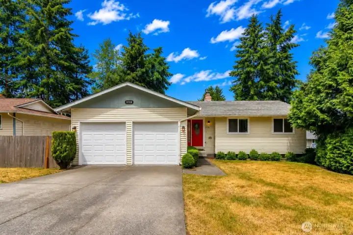 If you’ve been searching for your next home, Twin Lakes deserves a spot on your list.