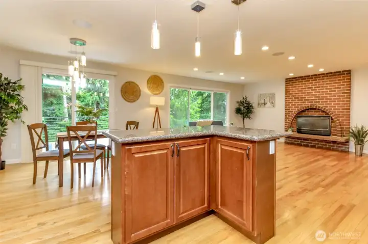 This property offers a wonderful blend of comfort and everyday livability!
