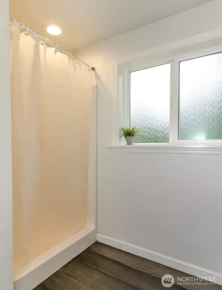 lower-level shower adds such functionality to already fantastic space!!