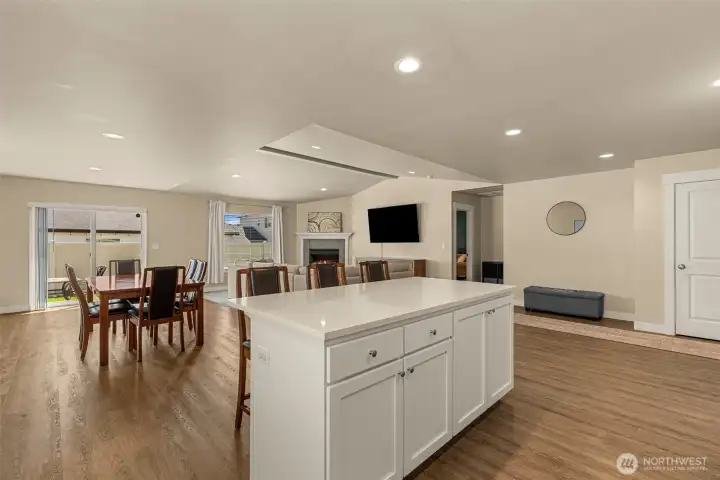 Large Island with seating