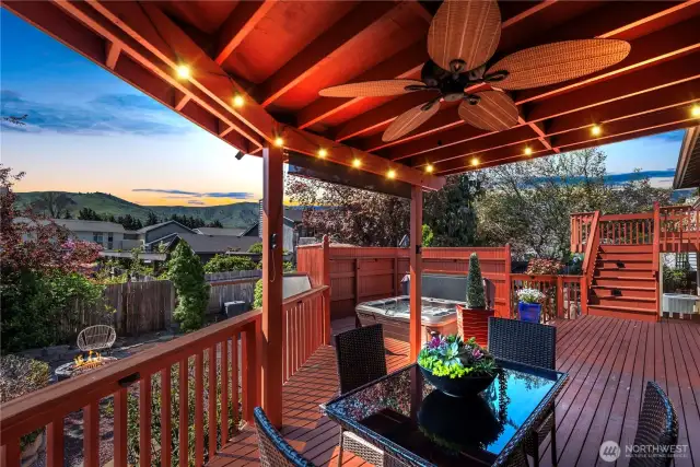 Quaint covered back deck, perfect for entertaining.