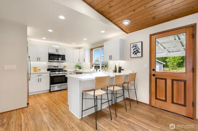 Beautifully update kitchen!