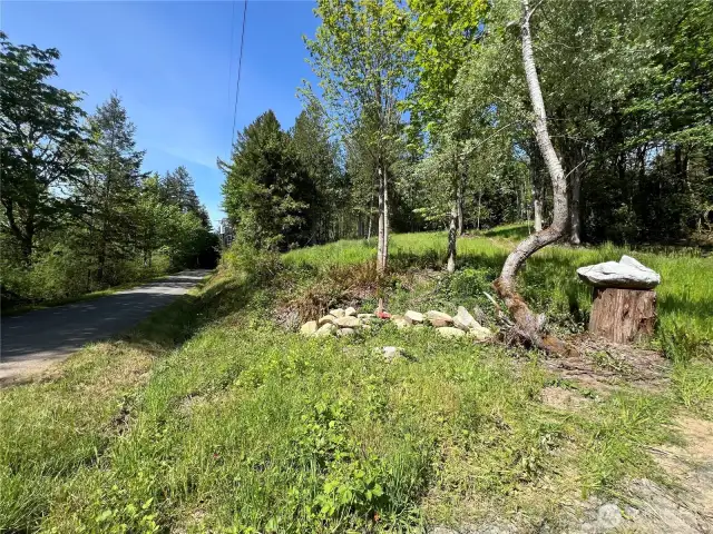 Entrance to the parcels off Leland Valley Road W. Just a short walk to the shared lake access.
