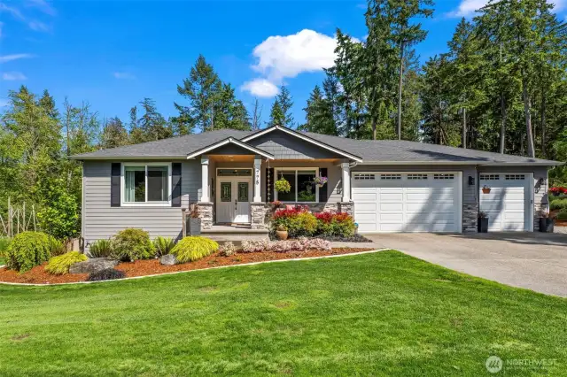 You are going to love this beautiful Fox Island home - just minutes away from the bridge, the Community Center, the museums and Zogs!