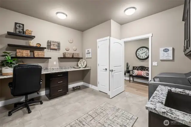 Another look at the large laundry room