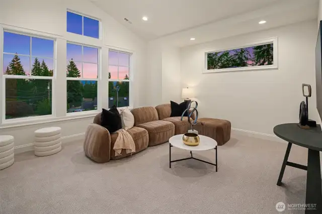 Flexible upper floor bonus space