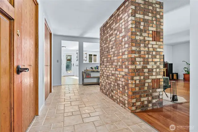Open floor plan. With 4 real bedrooms upstairs!