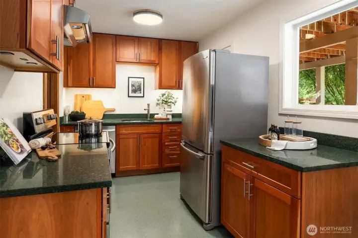 Lower level kitchen.