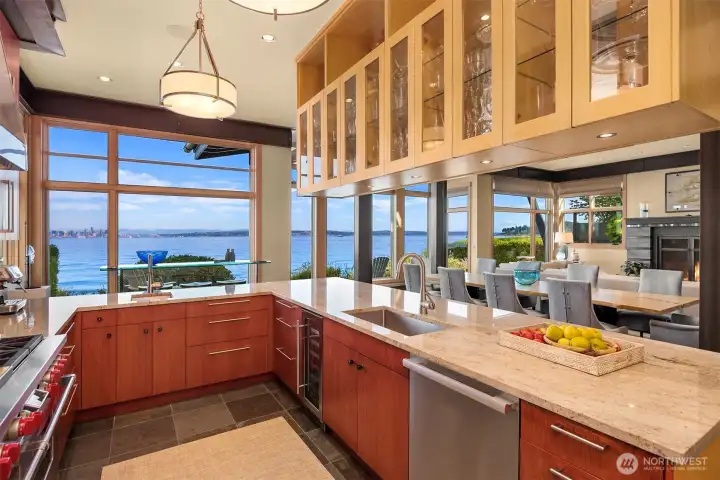 Perfect layout for entertaining.