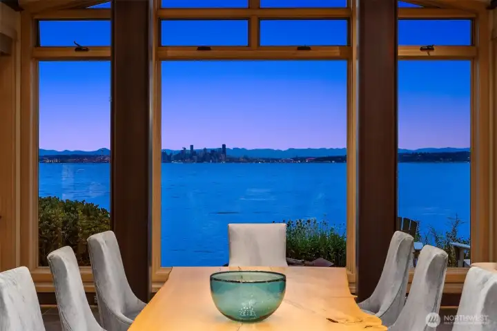 Amazing twilight and blue hour scenes!