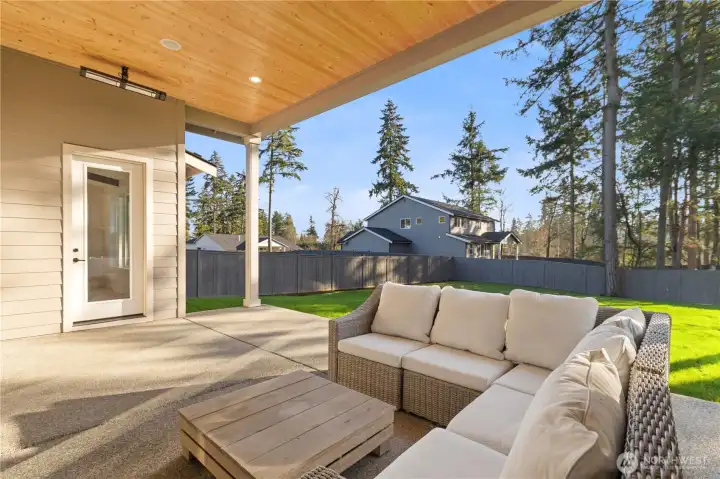 Photos are of a similar home and floor plan. Colors, specs & upgrades may vary.