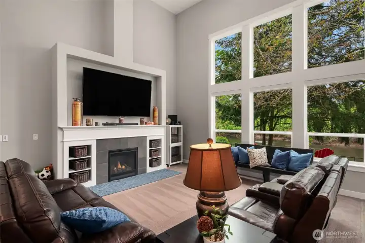 Floor to ceiling windows draws nature into this fantastic space Floor to ceiling windows draws nature into this fantastic space