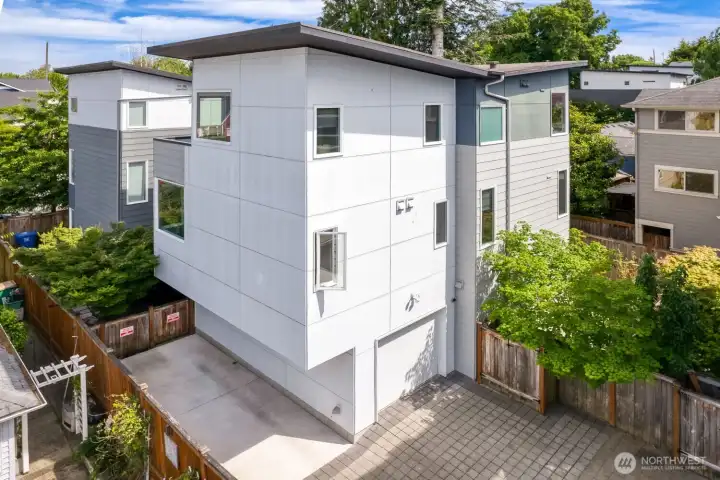 Single family home Single family home