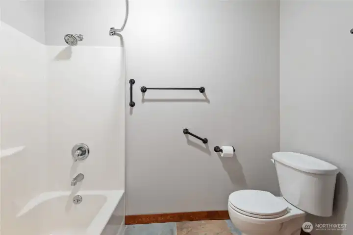 Ensuite Bathroom