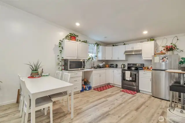 MIL 2 bedrooms 1.75 baths