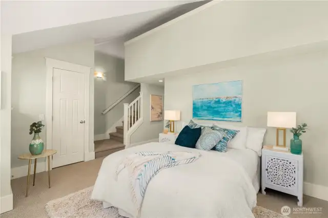 Access to upper loft for extended primary bonus space