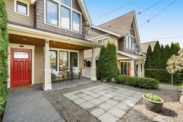 Quality build and finishes throughout and spacious living spaces - lives like a single family home.