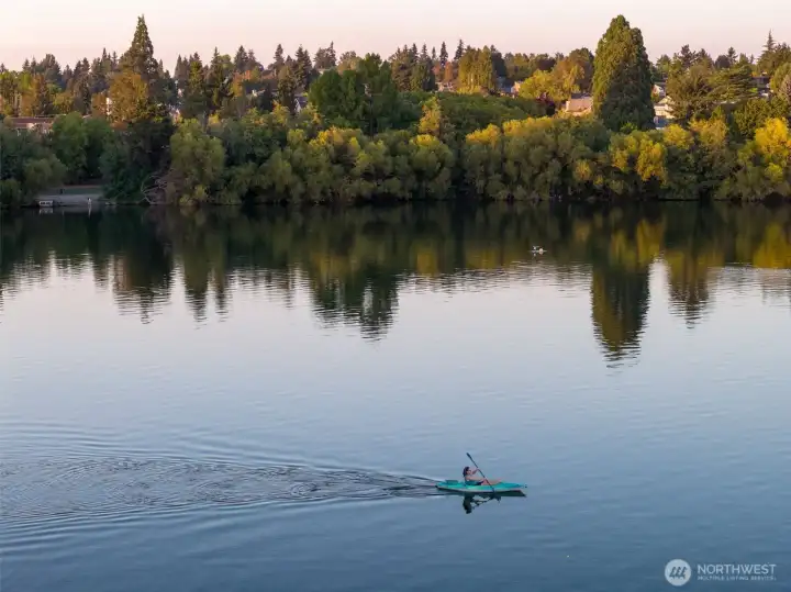 You can wheel your paddle board or kayak over to the lake without needing to load it onto a car.