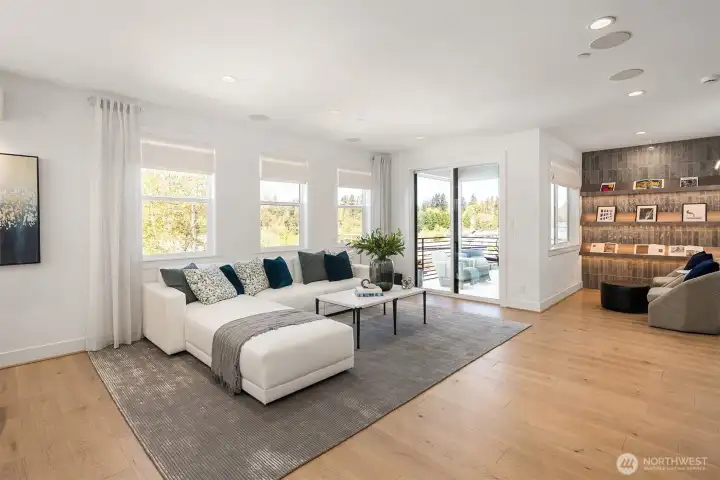 Photos of the Kinney model home for illustration purposes only & are not of the Kinney available for purchase. Home selections will vary.