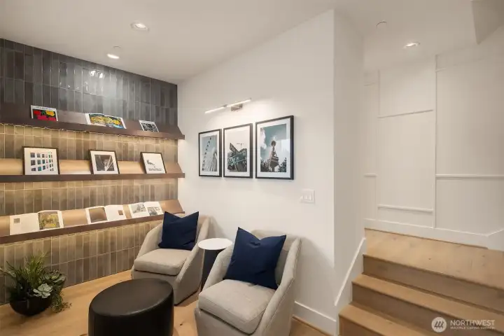 Photos of the Kinney model home for illustration purposes only & are not of the Kinney available for purchase. Home selections will vary.