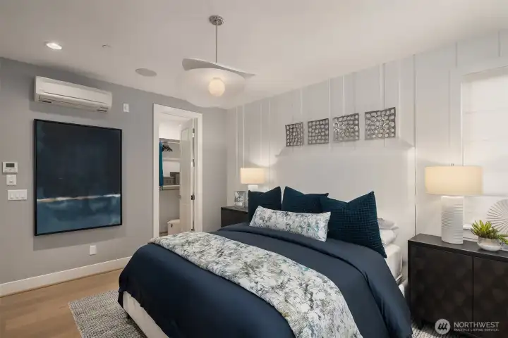 Photos of the Kinney model home for illustration purposes only & are not of the Kinney available for purchase. Home selections will vary.