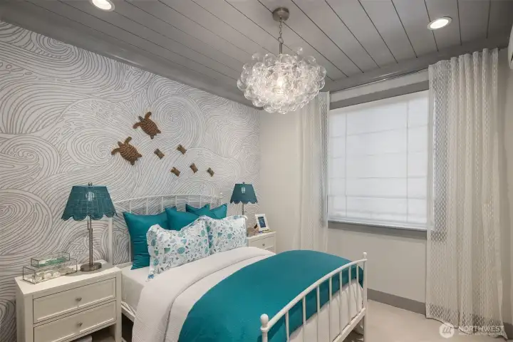 Photos of the Kinney model home for illustration purposes only & are not of the Kinney available for purchase. Home selections will vary.