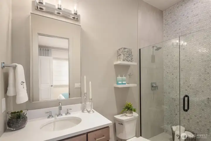 Photos of the Kinney model home for illustration purposes only & are not of the Kinney available for purchase. Home selections will vary.