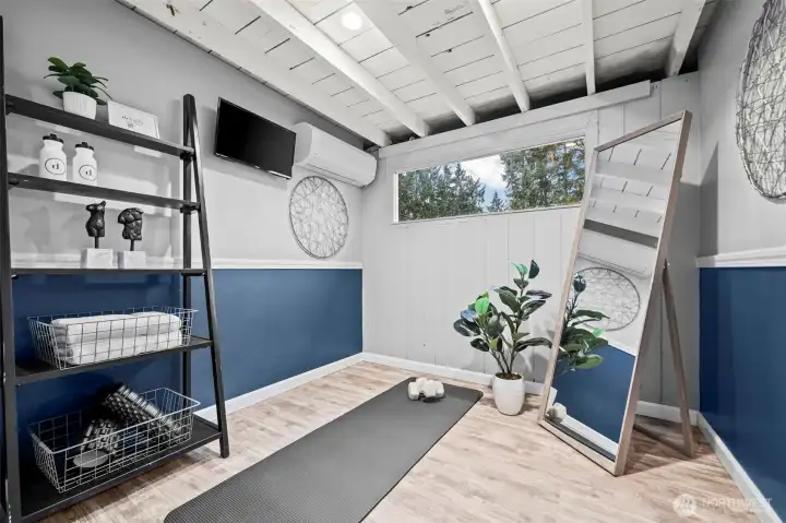 Converted Garage/Bonus Room