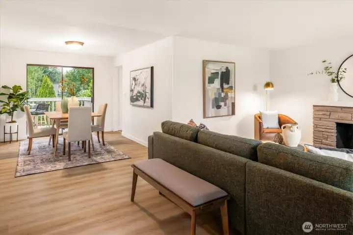 West home - 22511: The living room is perfectly open to the dining room.