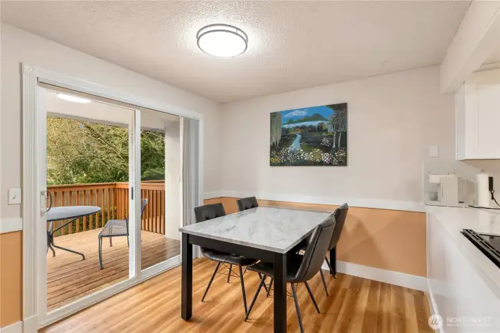 Dining area off kitchen