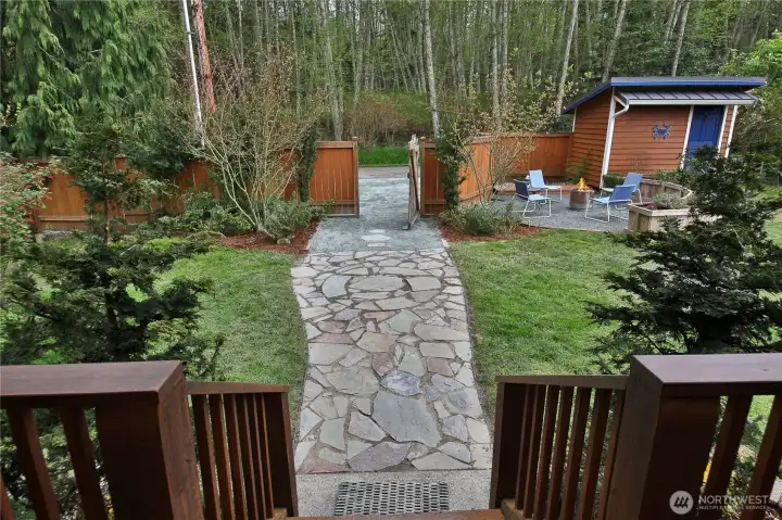 Entry walkway up to the front door