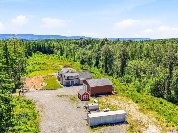 A well thought out plan to maximize living area and still retaining the characteristics of the Reserve. A well thought out plan to maximize living area and still retaining the characteristics of the Reserve.