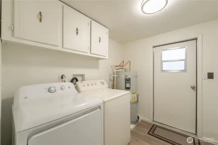 Mud/Laundry Room