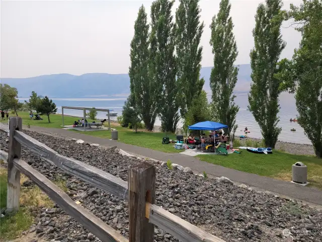 Beach W/ RV Sites