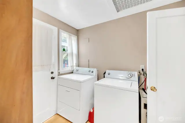 Laundry/utility room
