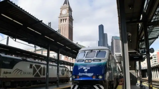 Positioned in a transit-friendly neighborhood, this property offers unparalleled access to public transportation.