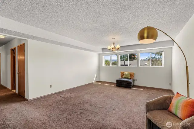 Expansive second space in lower lever.
