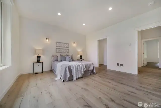 1st Primary bedroom.