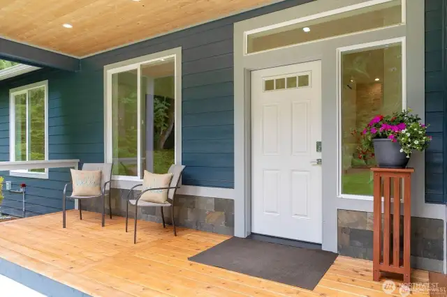 Lovely covered front porch.