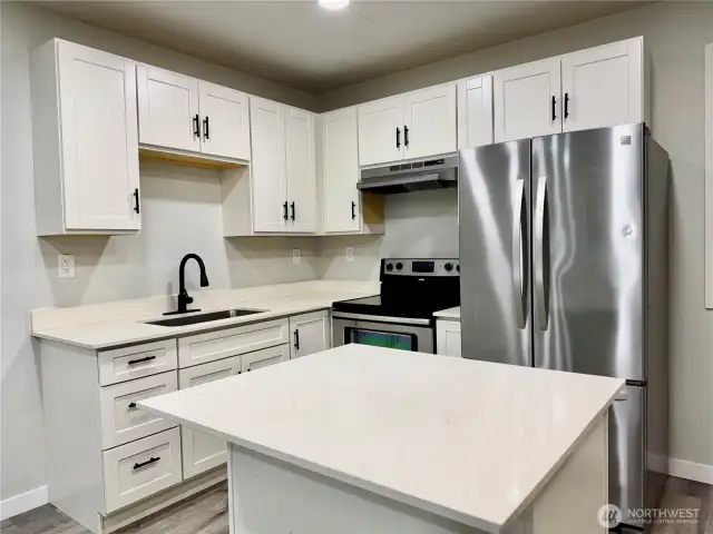 808 Unit B Kitchen