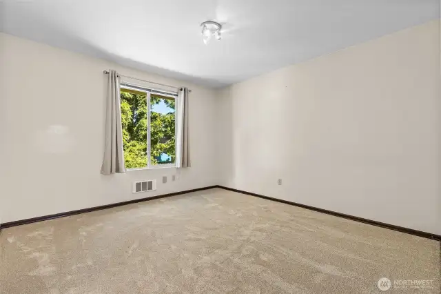 2nd Upstairs Bedroom~