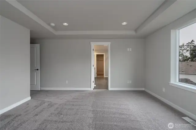 Photos are of another home in the community and are for illustration purposes only to reflect typical finishes.  May depict seller enhancements.  Colors and options may vary.